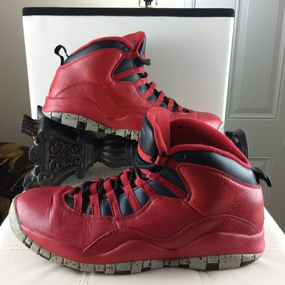 🌐 Air Jordan 10 retro black and red athletic shoes